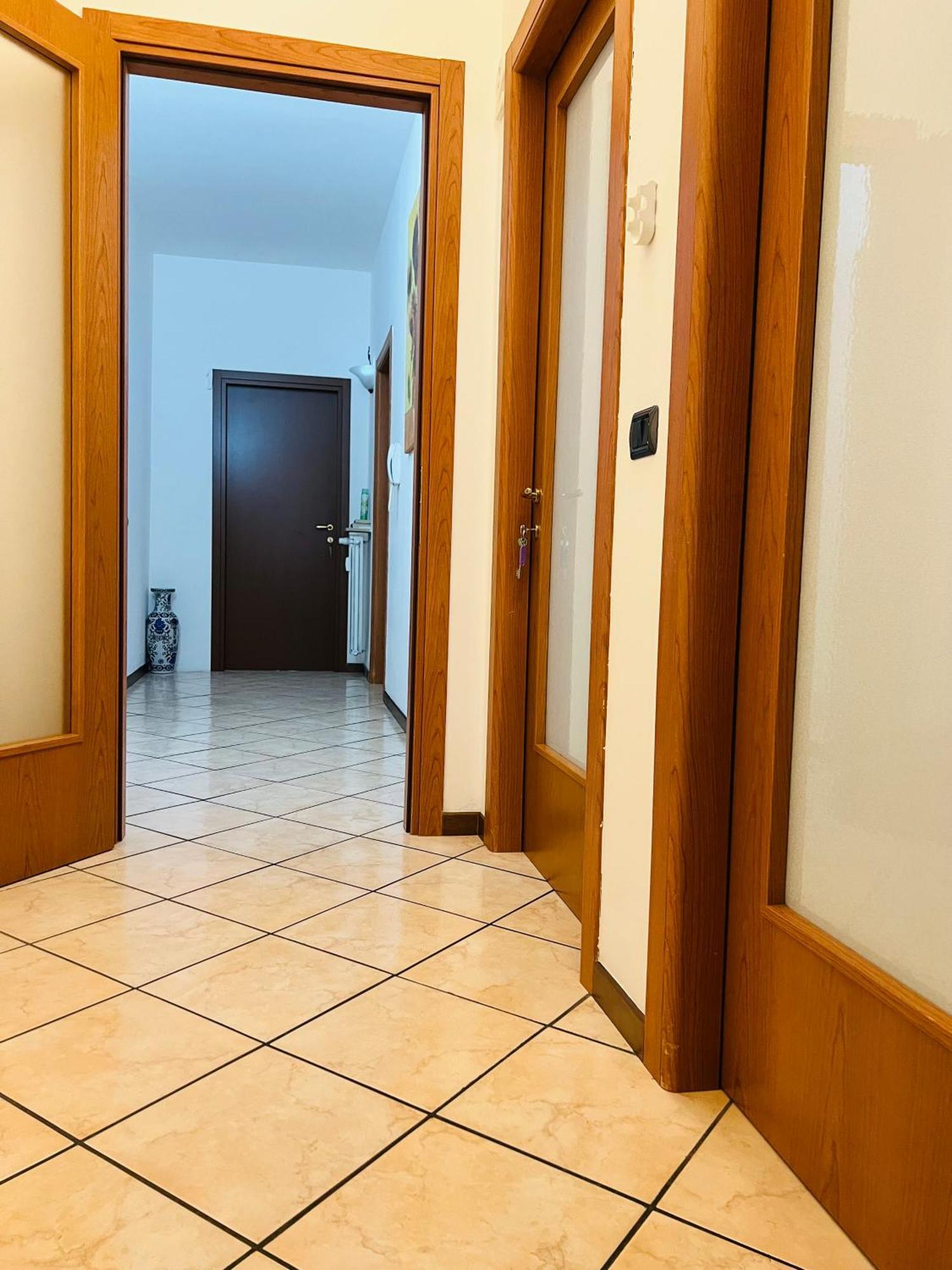 Casa Vacanza Elena 2 เวโรนา ภายนอก รูปภาพ